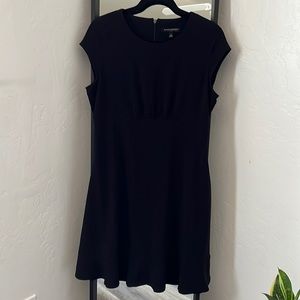 Banana Republic black cap sleeve dress size 8 NWOT
